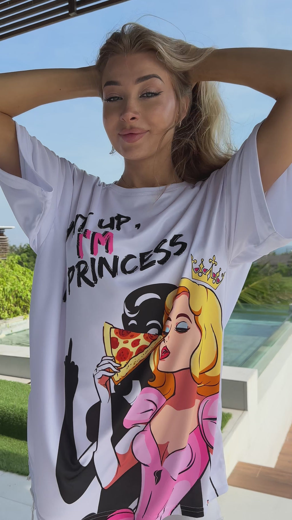 Camiseta Oversize Princesa - Tamanho Único