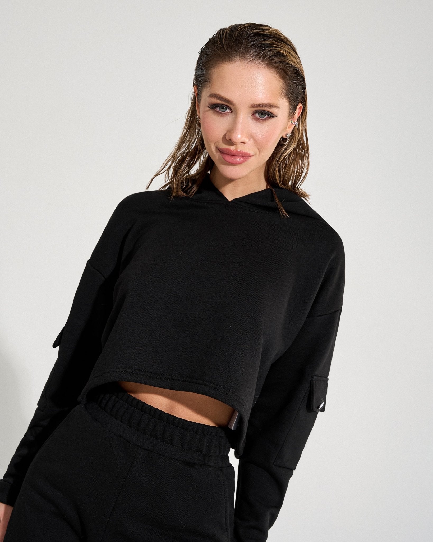 Cargo Sweatshirt Black - Bona Fide